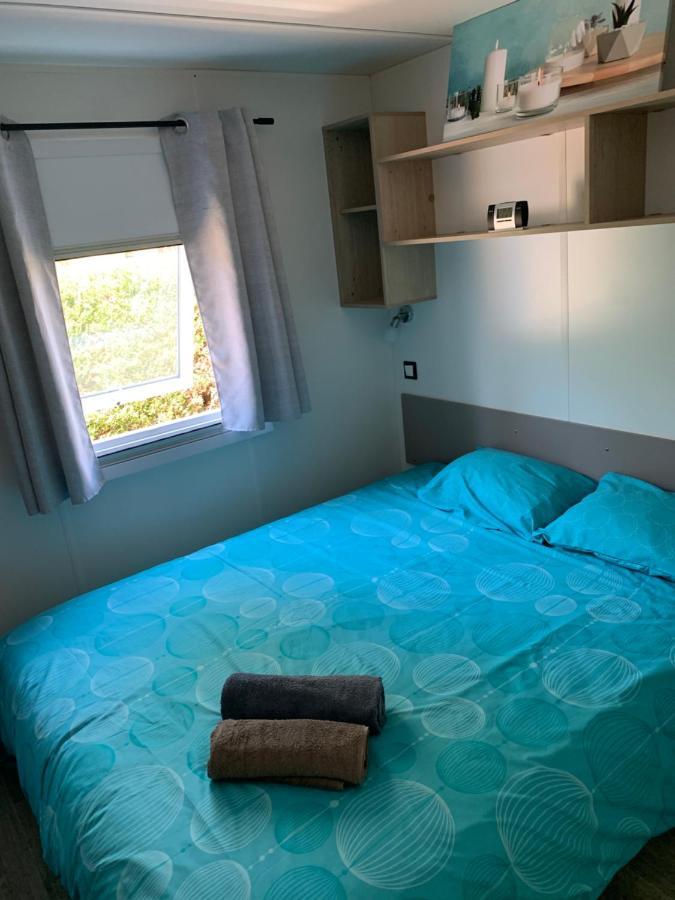 Le Mobilhome De Evelyne Et Serge Lit et Mixe Bagian luar foto